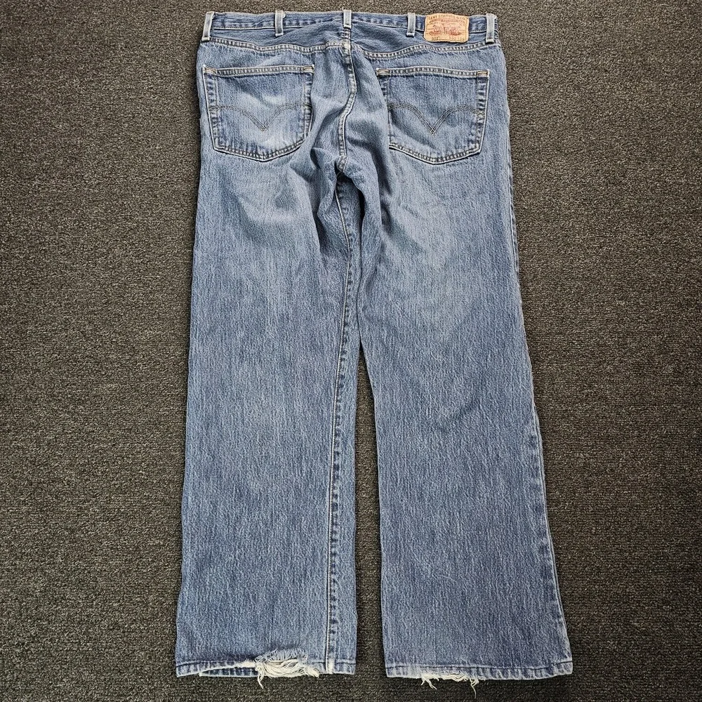 Levis check pictures